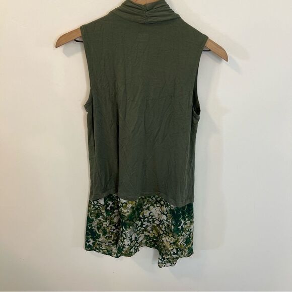 NWOT Logo by Lori Goldstein Knit Vest with Printed Trim and Pockets | Size XXS - Picture 5 of 8